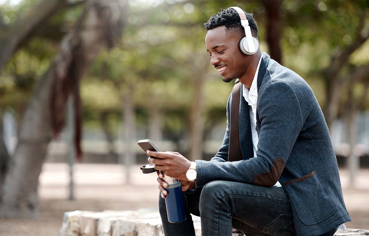 5 Helpful Podcasts for Busy Insurance Agents